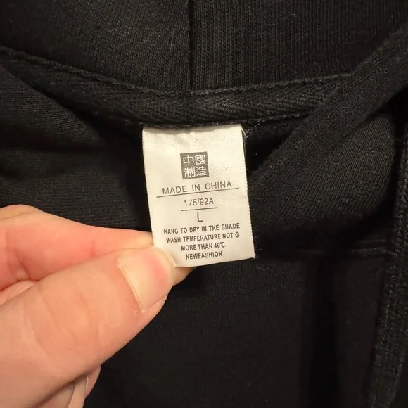 Large Black Milwaukee Hoodie - Picture 3 of 3